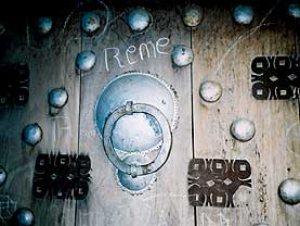 マリ共和国トンブクトゥのドアの写真
